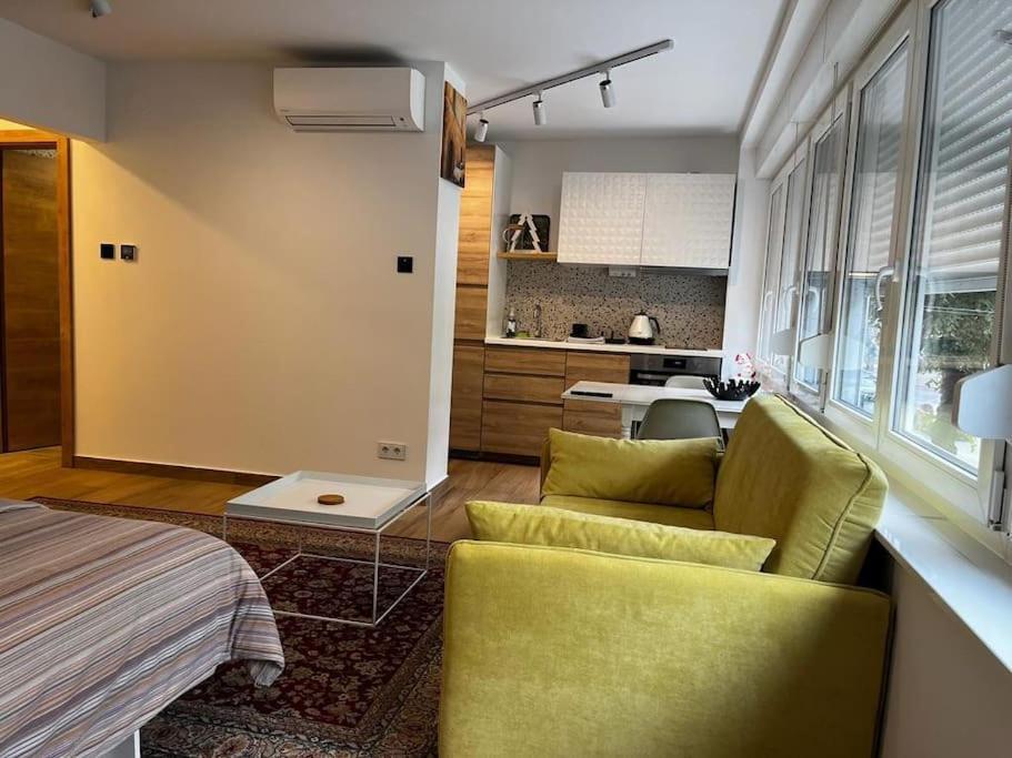 Sten Apartment ซาเกร็บ ภายนอก รูปภาพ